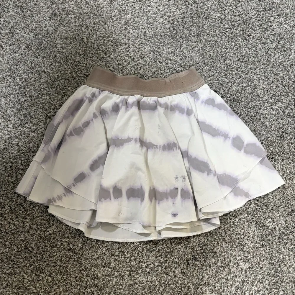 Lululemon Court Rival HR Skirt Skort Women Size 4 Lilac Purple White LW8ADJT
